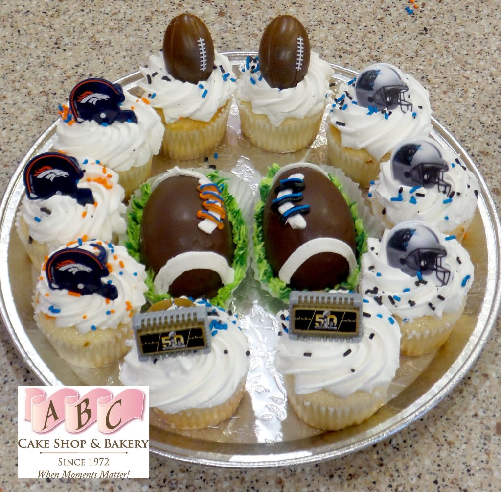Super Bowl 50 Cupcakes