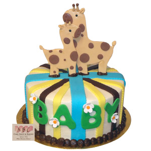 giraffe baby shower cake